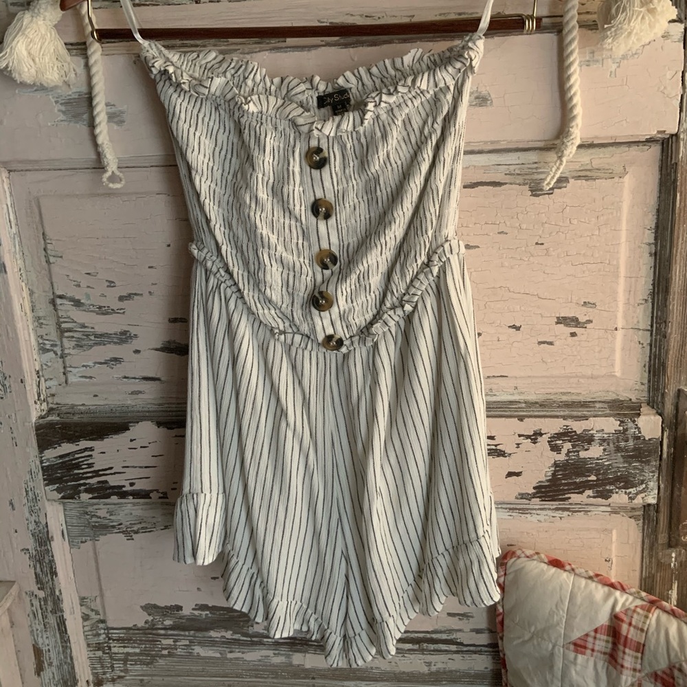 woman’s romper